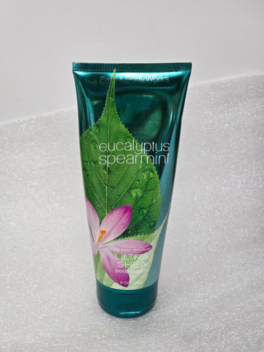 Bath & Body Works Eucalyptus Spearmint Ultra Shea Body Crea24-Hour Moisture